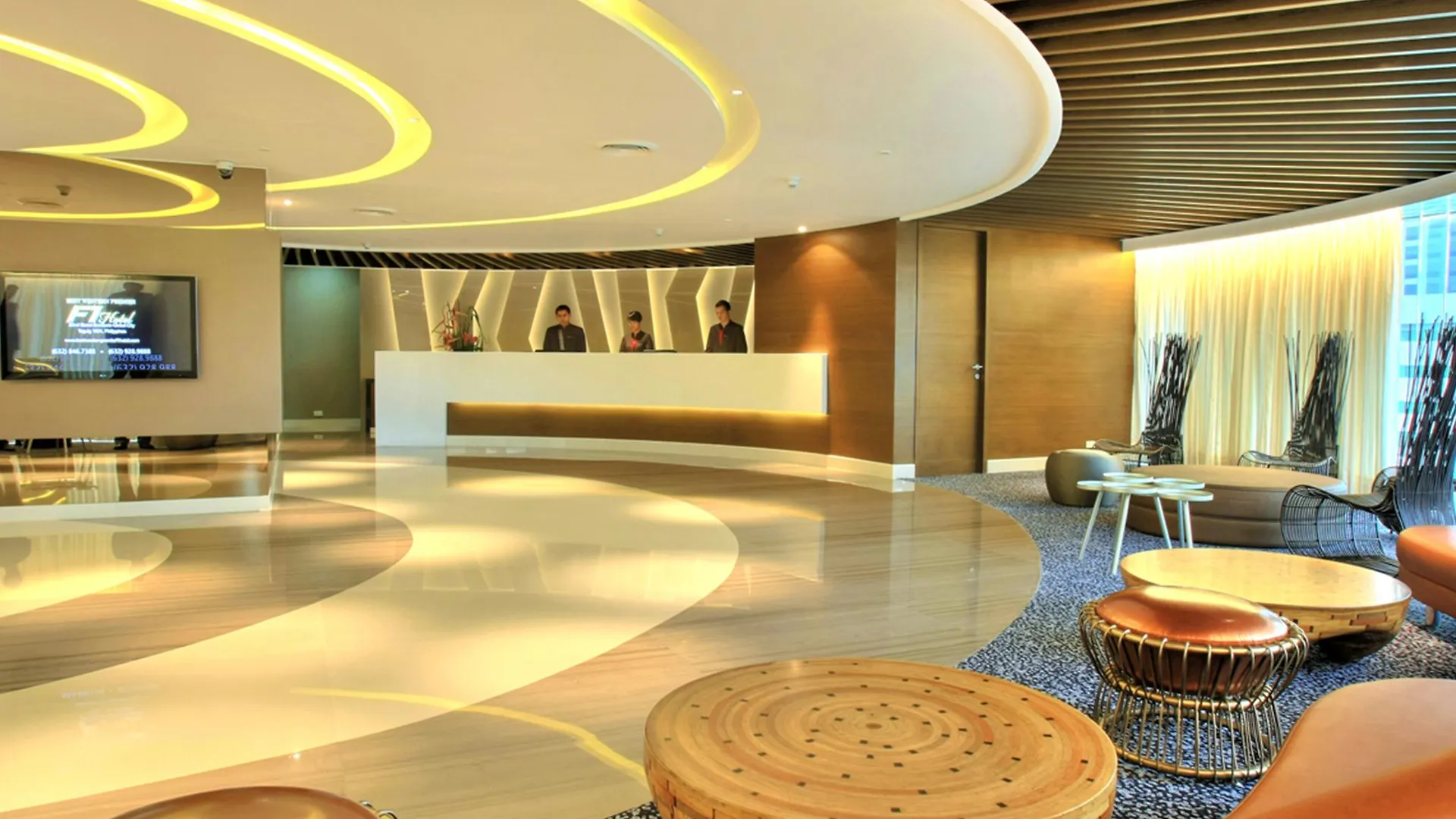 F1 Hotel Manila Taguig 4*,